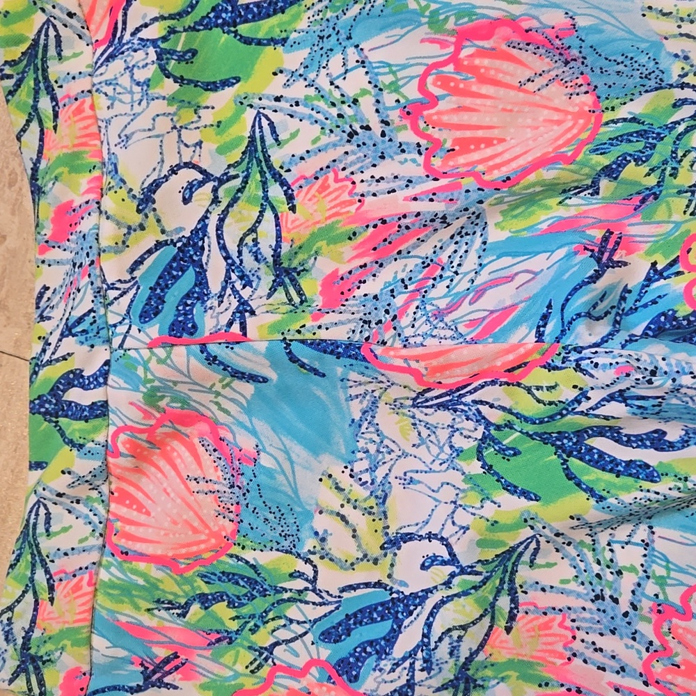 Lulu-B Colorful Shell/Ocean Print  Stretch Capri Pants - Picture 9 of 9